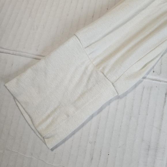 Lovestitch Women Ivory Ruffles Blouse Size Large - Picture 6 of 9